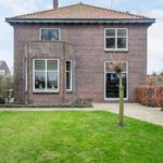 Vrijstaande woning Den Bommel Beneden Oostdijk 84 tuin