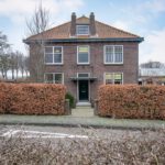 Vrijstaande woning Den Bommel Beneden Oostdijk 84 voorzijde