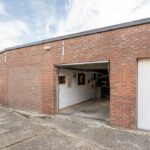 2-onder-1 kapwoning Dirksland Beatrixlaan 10 garage