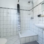 Vrijstaande recreatiewoning Ooltgensplaat Steigerdijk 11 - 34 badkamer