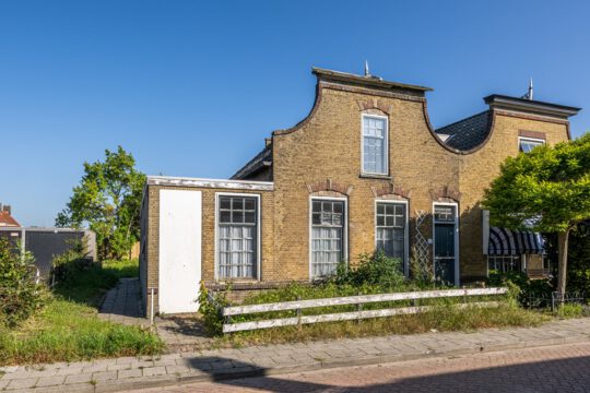 Halfvrijstaande woning Stellendam Bosschieterstraat 16 voorzijde