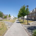 Tussenwoning Middelharnis Bergweg 22 straatbeeld