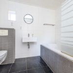 Vrijstaande woning Goedereede Doelweg 16 badkamer