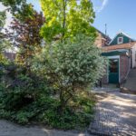 Half vrijstaande woning Sommelsdijk Westdijk 13 tuin