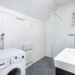 Tussenwoning Dirksland Beukenlaan 14 badkamer