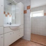Tussenwoning Middelharnis Dirk Bosstraat 11 badkamer