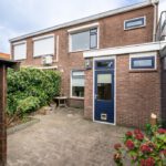 Tussenwoning Middelharnis Dirk Bosstraat 11 tuin