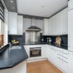 2-onder-1 kapwoning Dirksland Sweelinckstraat 10 keuken