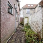 Tussenwoning Sommelsdijk Sint Joris Doelstraat 3 tuin