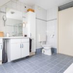 2-onder-1 kapwoning Dirksland Sweelinckstraat 10 badkamer
