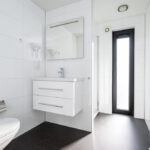 Vrijstaande recreatiewoning Herkingen Peuterdijk 50-8 badkamer