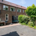 Hoekwoning Stellendam Langeweg 44 tuin