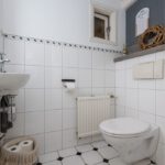 Tussenwoning Sommelsdijk Westelijke Achterweg 39 toilet