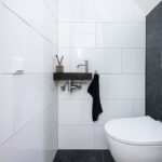 2-onder-1 kapwoning Sommelsdijk Klampenmeet 13 toilet