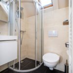 Vrijstaande recreatiewoning Herkingen Herkingsezeedijk 233 badkamer