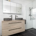 Hoekwoning Dirksland Beukenlaan 17 badkamer