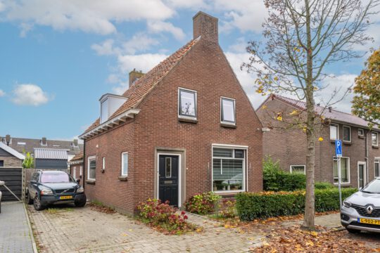 Vrijstaande woning Melissant Binnenweg 47 voorzijde