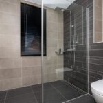 Hoekwoning Middelharnis Molenplein 18 badkamer