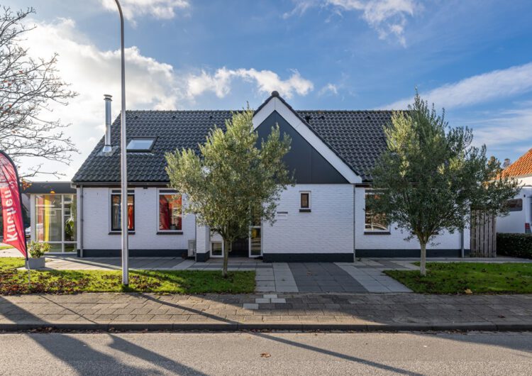 Woning Dorpsweg 19