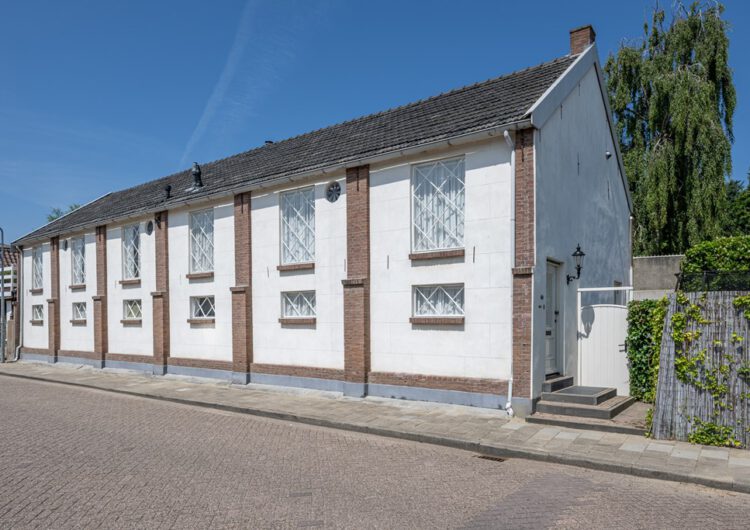 Woning Julianaweg 43