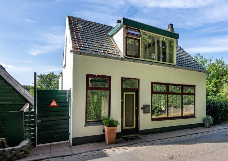 Woning Molendijk 122