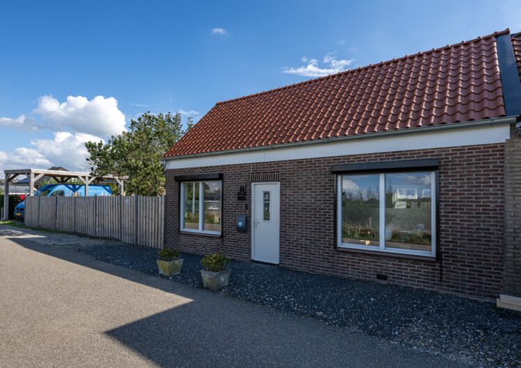 Woning Zuiddijk 49