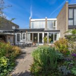 2-onder-1 kapwoning Nieuwe-Tonge Lauwerijnstraat 36 tuin
