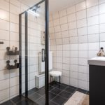 Tussenwoning Middelharnis Lijnbaanstraat 3 badkamer