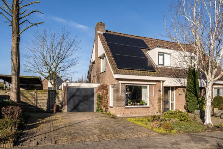 Woning Dorpsweg 93